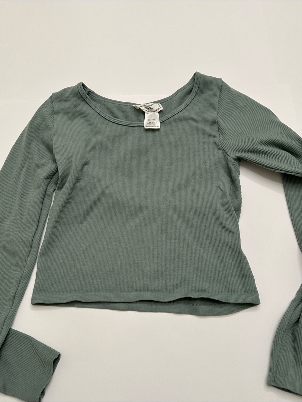 Hippie Rose Sage Green Ribbed Long Sleeve Fitted Crop Top Size L